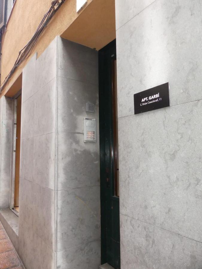 Apartament Encantador Al Centre De Vic Aptgarbi Eksteriør bilde