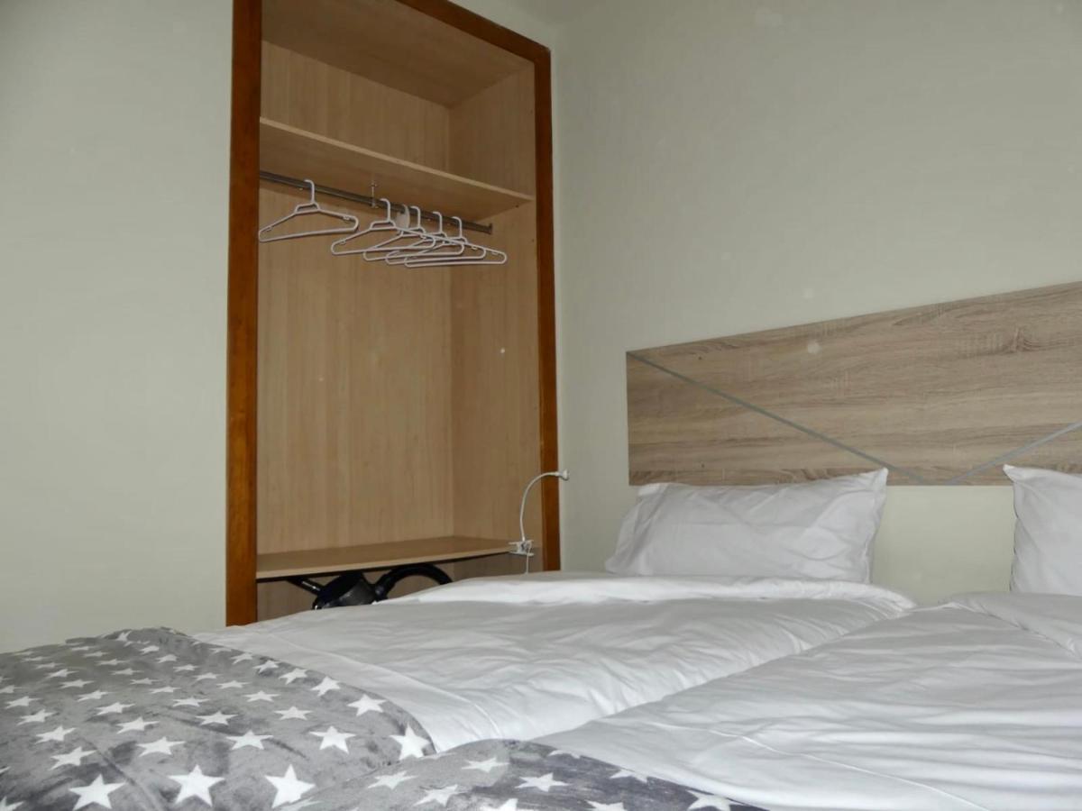 Apartament Encantador Al Centre De Vic Aptgarbi Eksteriør bilde
