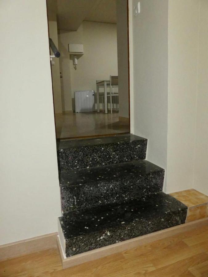Apartament Encantador Al Centre De Vic Aptgarbi Eksteriør bilde