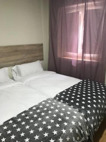 Apartament Encantador Al Centre De Vic Aptgarbi Eksteriør bilde